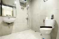 In-room Bathroom Homey and Cozy Stay Studio Pollux Chadstone Apartment By Travelio