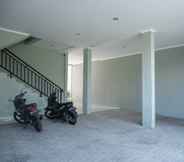 Others 5 Athena House Syariah Near The Park Mall Solo Baru Mitra RedDoorz