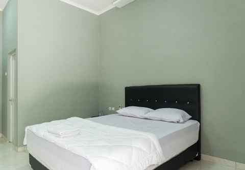 Others Athena House Syariah Near The Park Mall Solo Baru Mitra RedDoorz