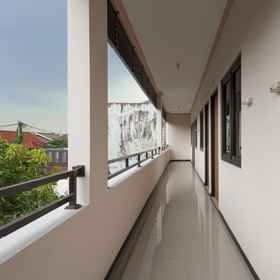 Others 1 クールコスト シャリア アップン ベテラン 近く, EXA INSTITUT SIDOARJO ホテル