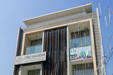 外觀 RedDoorz near Setrasari Mall 4