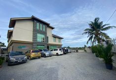 Others 7 Grand Village Inn