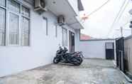 Others 2 Koolkost Syariah near Universitas Moestopo Bintaro ( Minimum Stay 6 Nights )