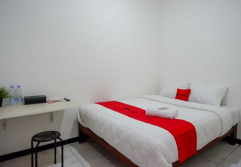 Lain-lain RedDoorz near GOR Jatidiri Semarang