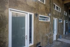 Lobby RedDoorz near Jumbo Mall Sragen