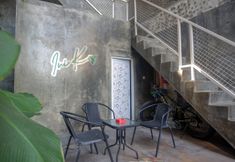 Others 2 RedDoorz near Jumbo Mall Sragen