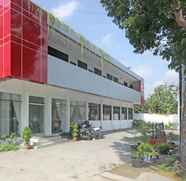 Exterior 3 RedDoorz @ Jalan Ringroad Selatan