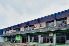 Luar Bangunan Hotel Pondok Indah RedPartner