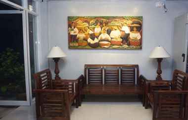 Lobby 2 WestCourt Inn Ilocos Sur