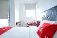 Others RedLiving Apartemen Gunung Putri Square - Sansan Room with Netflix