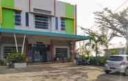 Exterior 3 RedDoorz Syariah near Pantai Bali Abdya Blang Pidie