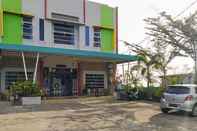 Exterior RedDoorz Syariah near Pantai Bali Abdya Blang Pidie