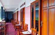 Others 4 RedDoorz Syariah @ Wisma Soponyono