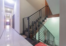 Others 6 RedDoorz Syariah near Jalan Jakarta Samarinda