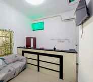 Lobby 4 Homestay Bahari near Wisata Bahari Tlocor Sidoarjo Mitra RedDoorz