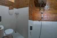Phòng tắm bên trong Umma Syariah Homestay