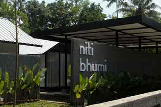 Bên ngoài 4 Niti Bhumi Villa