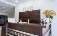 Lobby 7 RedDoorz @ Jalan Gajah Mada Medan 2