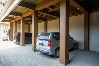 Exterior 4 Urbanview Hotel Syariah John Sweet Home by RedDoorz