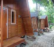 Others 2 Urbanview Villa Lukulo Kebumen by RedDoorz