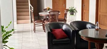 Lobby 3 Guest House Pinarak 2 Syariah near GOR Satria Purwokerto Mitra RedDoorz