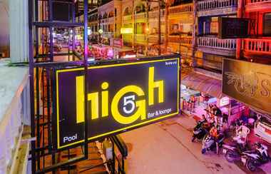 วิวและสถานที่ท่องเที่ยวใกล้เคียง 2 High5 Bar and Guesthouse