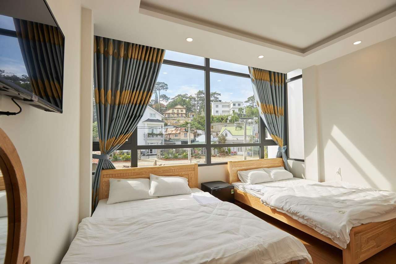 Ban Mai Hotel Dalat - Khách sạn 2 sao gần Vườn Hoa Đà Lạt