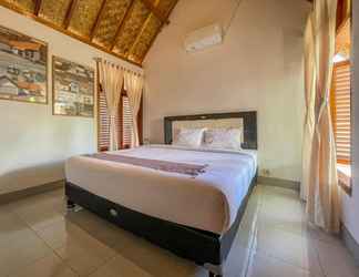 Lainnya 2 Aira Homestay near Pantai Kuta Mandalika Mitra RedDoorz