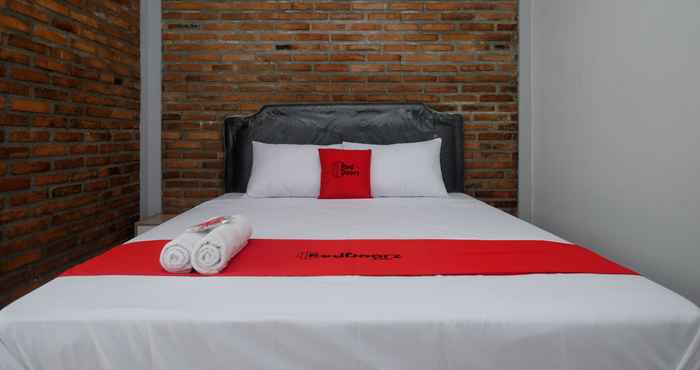 Bedroom RedDoorz @ Jalan Ringroad Selatan 2