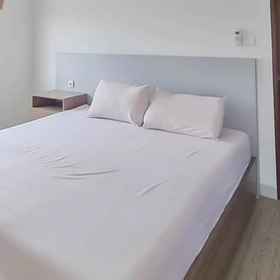 Bedroom1RedLiving Apartemen Mekarwangi Square - Agus 2 Tower A,Cv. Sumber Jaya Maxima飯店