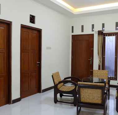 Sảnh chờ 2 Omah Pikatan Homestay