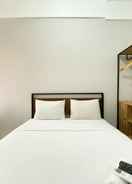 BEDROOM Cozy and Chic Studio Apartment at Transpark Juanda Bekasi By Travelio