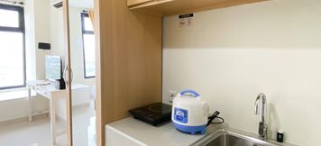 공용 공간 2 Tidy and Comfy Studio at Pollux Chadstone Apartment By Travelio