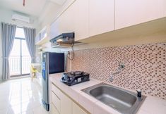 Common Space 3 Cozy Living and Simple Studio Room Dave Apartment By Travelio