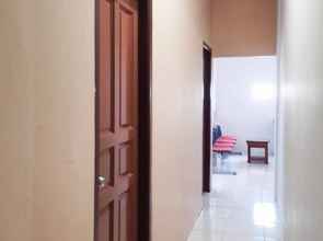 Others 4 Botania Guest House near Hang Nadim Airport Batam