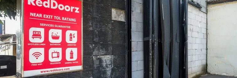 ล็อบบี้ RedDoorz near Exit Tol Batang