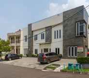 Exterior 5 Dago Suites Syariah Cikarang Mitra RedDoorz