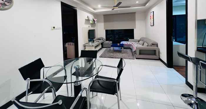 Lainnya CozyHome Suites 