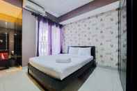 Kamar Tidur Look Simply Studio Room at 11st Floor Paramount Skyline Apartment By Travelio