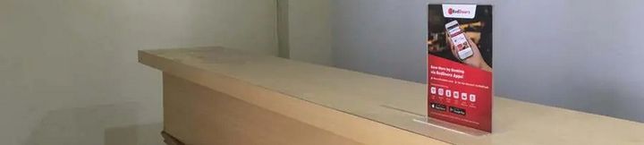 Lobby 4 RedDoorz near Institut Kesehatan Helvetia