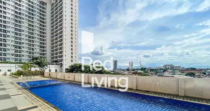 Swimming Pool RedLiving Apartemen @ Margonda Residence 5