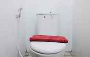 Toilet Kamar 5 Great Deal 2BR at 7th Floor Gateway Ahmad Yani Cicadas Apartment By Travelio