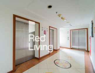 Lobby 2 RedLiving Apartemen Mediterania Palace - Meditrans Property Tower B