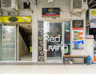 Lobi 2 Apartemen Sentra Timur Residence - D Royal Property Tower Kuning