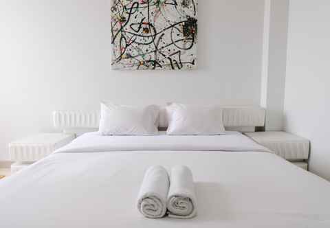 Bedroom 2BR Homey Apartment at Dago Suites By Travelio