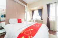 Others RedLiving Apartemen Margonda Residence 5 - Ens Room with Netflix and Breakfast