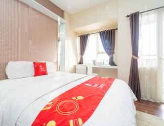Others 2 RedLiving Apartemen Margonda Residence 5 - Ens Room with Netflix and Breakfast