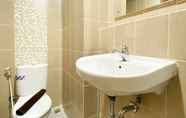 In-room Bathroom 3 Comfortable and Homey Studio at Enviro Apartment By Travelio