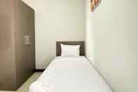 Bedroom Homey 2BR Crown Court Executive Condominium Apartment By Travelio