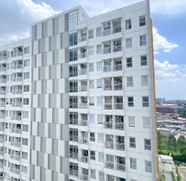 Luar Bangunan 5 Homey and Good Deal Studio at 11st Floor Citra Living Apartment By travelio
